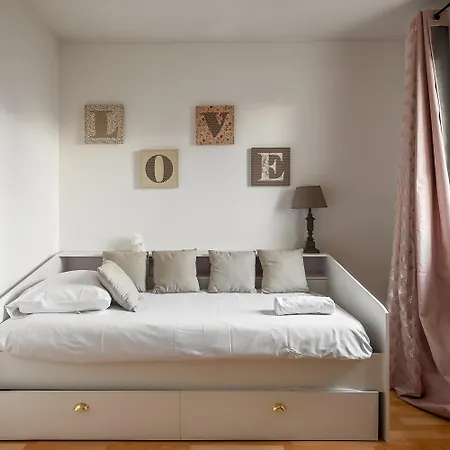 Apartment House 4 Bedroomed Near Disneyland Paris Serris