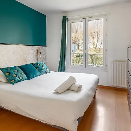Apartment House 4 Bedroomed Near Disneyland Paris